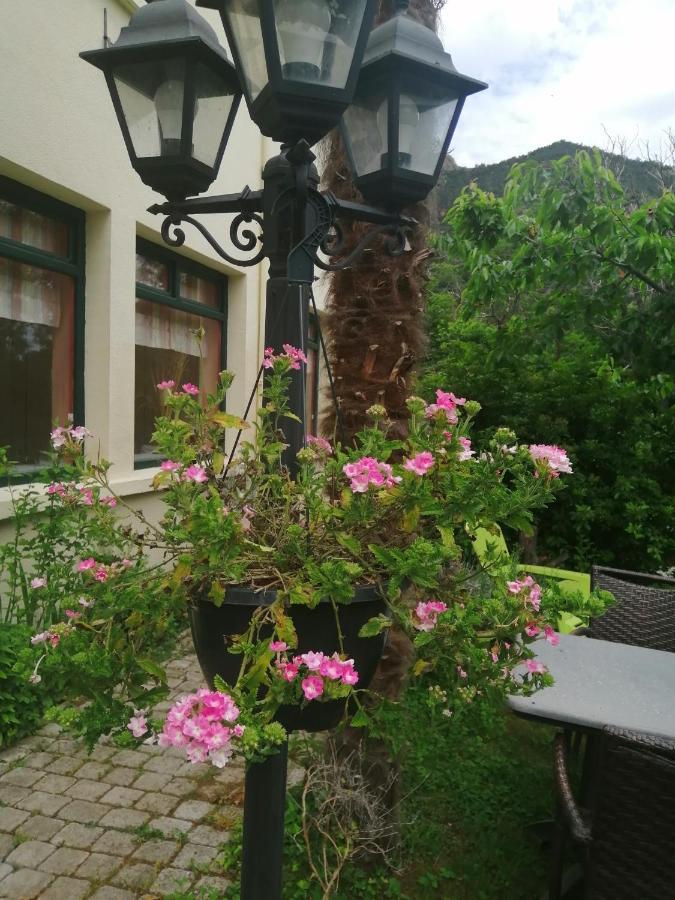 Pensjonat La Mirabelle-Casteil Country House Zewnętrze zdjęcie
