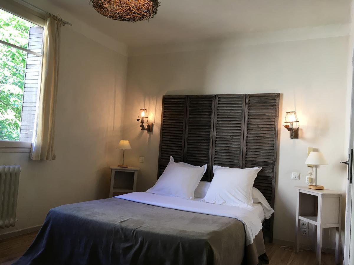 Pensjonat La Mirabelle-Casteil Country House Zewnętrze zdjęcie